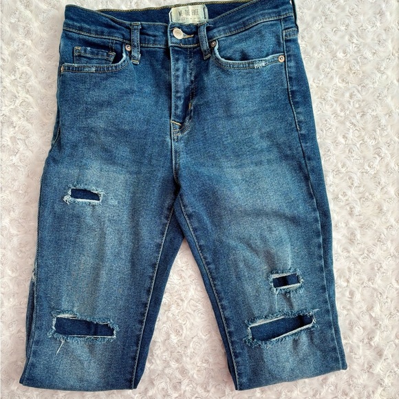 We The Free High Rise Distressed Frayed Hem Skinny Jeans Size 26 - Picture 4 of 7